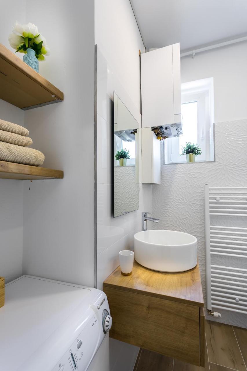Go2Zagreb Chick Apartment Private Parking Available Ngoại thất bức ảnh