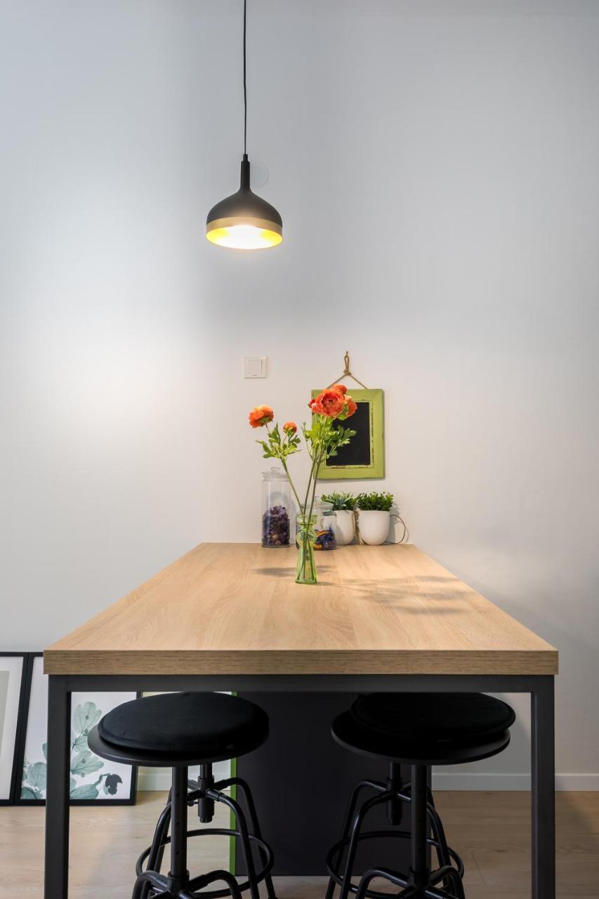 Go2Zagreb Chick Apartment Private Parking Available Ngoại thất bức ảnh
