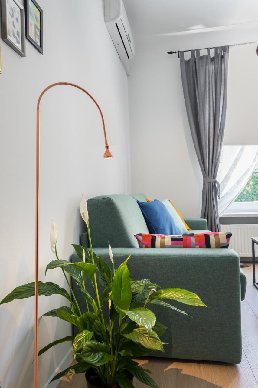 Go2Zagreb Chick Apartment Private Parking Available Ngoại thất bức ảnh
