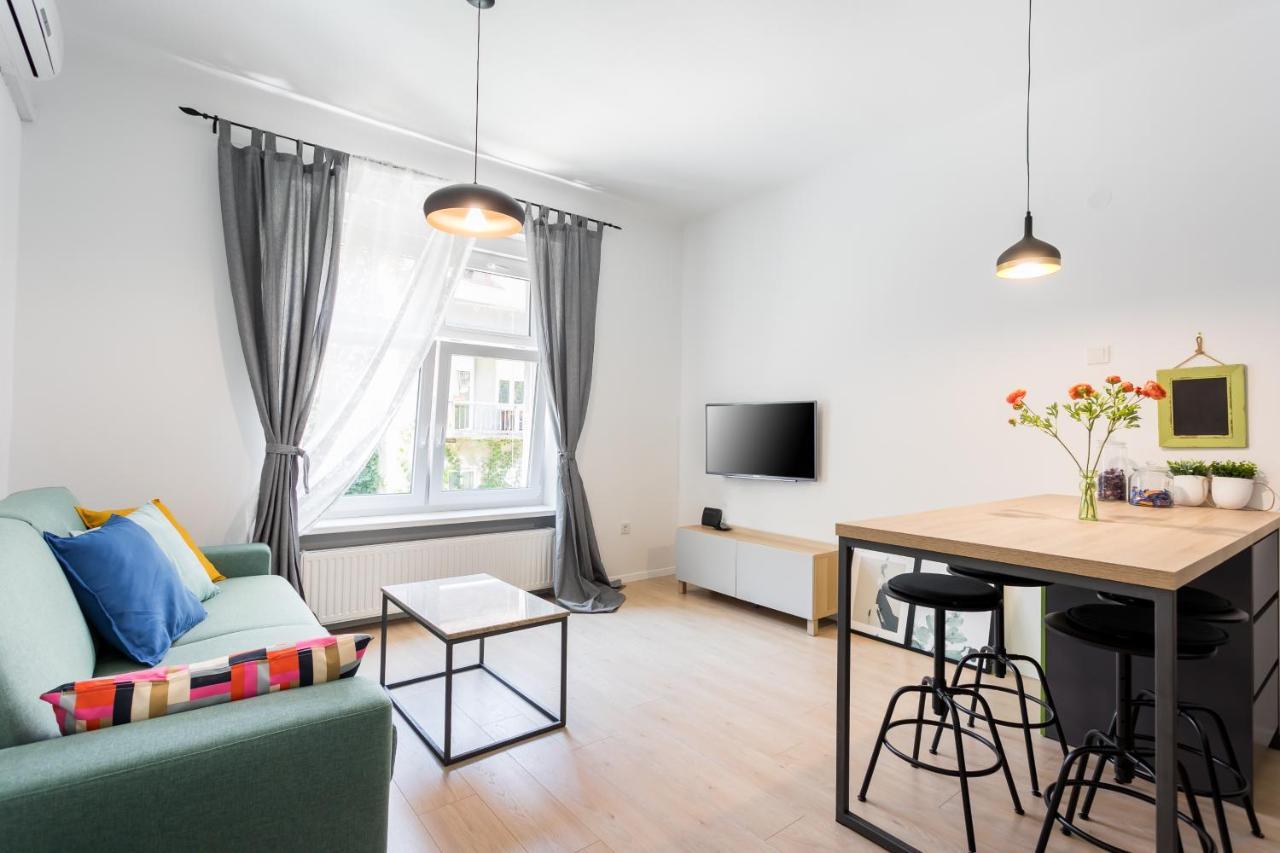 Go2Zagreb Chick Apartment Private Parking Available Ngoại thất bức ảnh